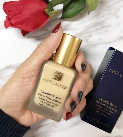 8款干皮自用热门底妆粉底大评测 (新手底妆最好用什么粉底)