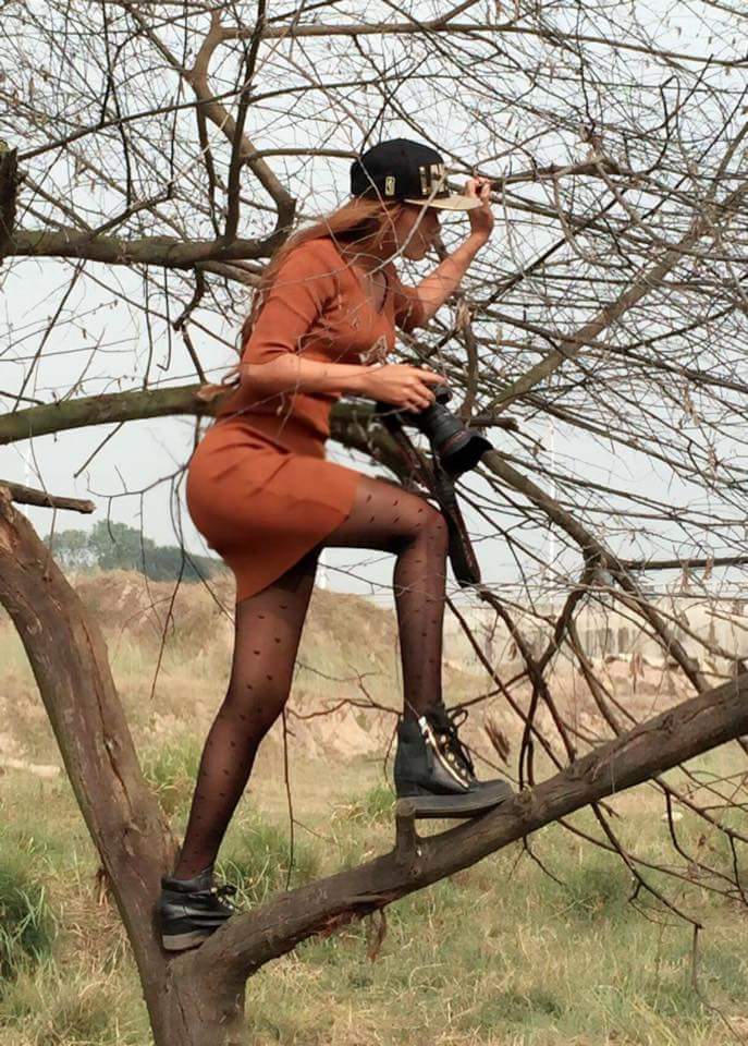 女摄影师的艰辛,90后女摄影师的工作日常