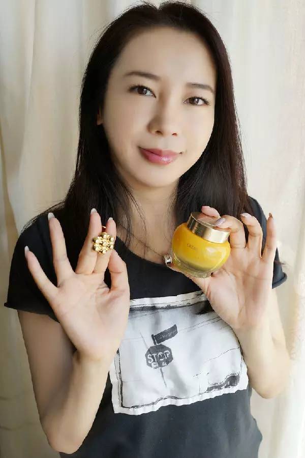 福袋惊喜礼盒,福袋中的化妆品收纳盒