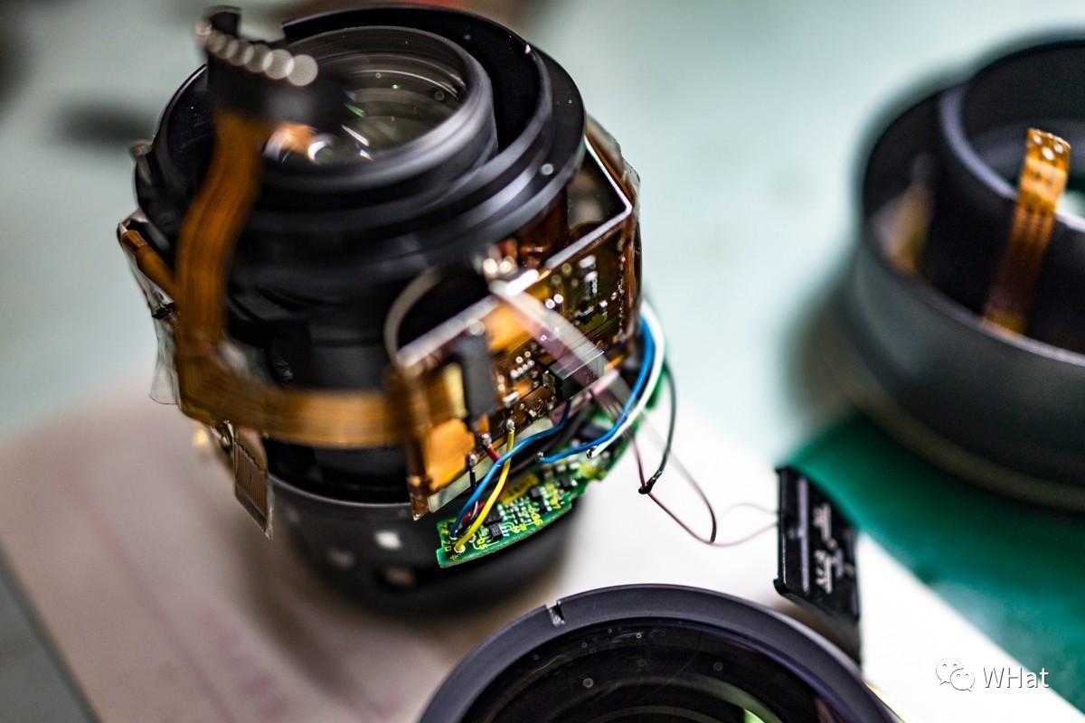 铜人像里藏着修相机的头牌师傅，33年的坚守积累千金不换的口碑