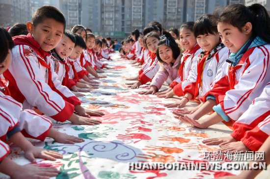 刘赵村小学开展学雷锋活动,学雷锋校园活动