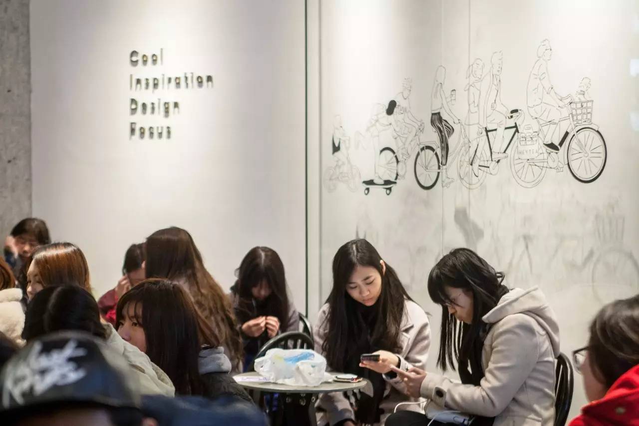 鲍师傅喜茶排队,喜茶全口味测评