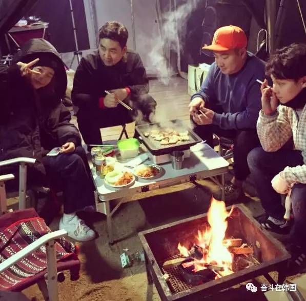 姐妹们你们买过多少羊毛大衣,姐妹们你们买过什么化妆品