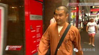 怒!亚洲假和尚已席卷世界各国骗钱!不止是伦敦!老外们都毛了!