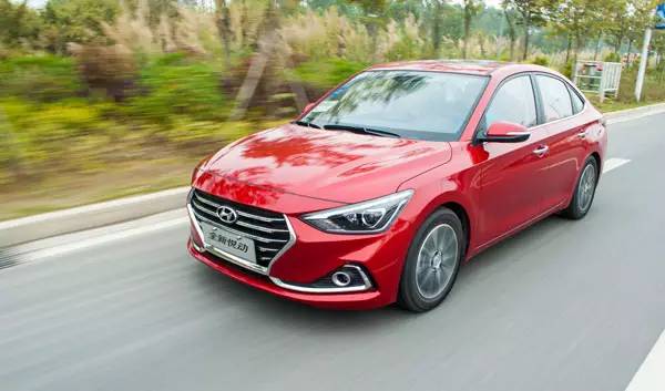 10年现代悦动自动挡试驾视频,北京现代新悦动瑕疵