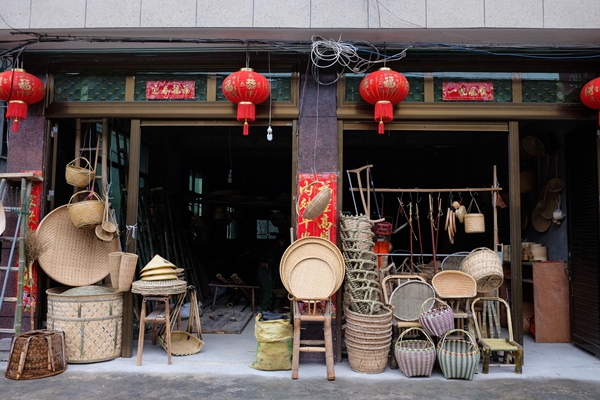 「他们的“江湖”」看点头这双巧手如何玩转竹子！