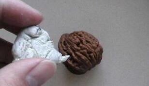 文玩核桃脏了清洗方法,文玩核桃手串脏了怎么清洗