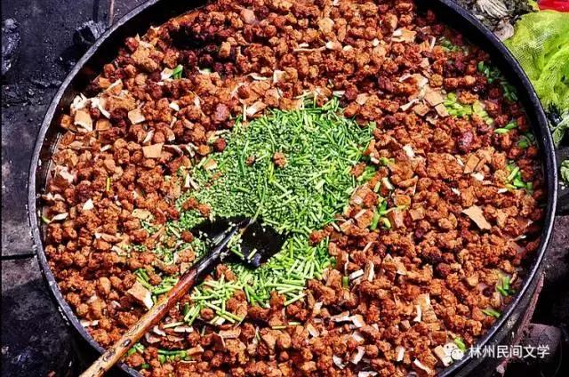 林州结婚大锅菜制作过程,林州农村婚宴菜单大锅菜