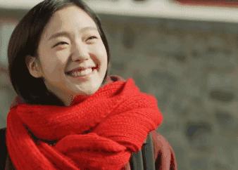 李健唱歌的变化,李健露脚踝