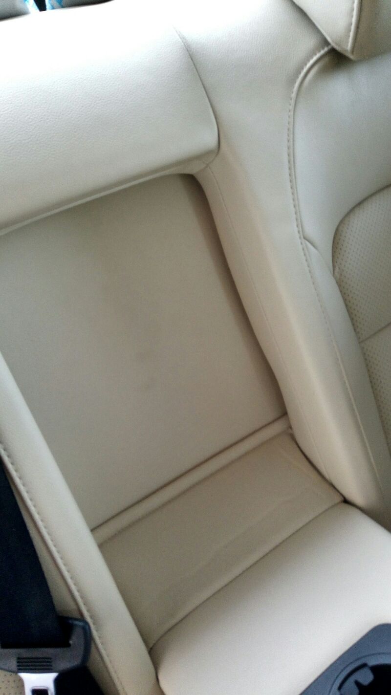 长安cs75对比欧尚x7哪个好,长安cs75和vs7哪个更好