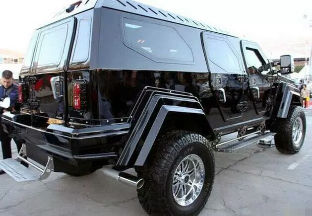 骑士十五世，无坚不摧移动的堡垒