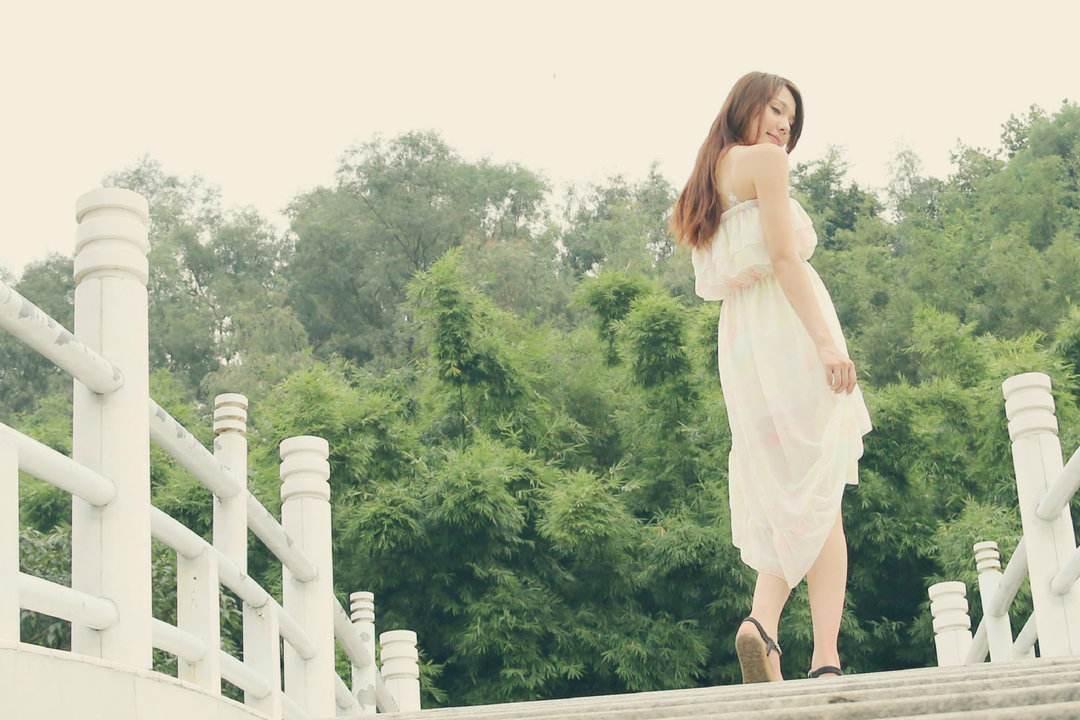 离了婚的女人还纠缠怎么办,结了婚的女性被异性缠着怎么办