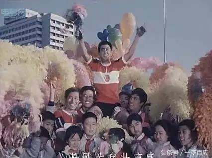 跟着山西太原第一部彩色故事片，穿越回1982年的三晋大地