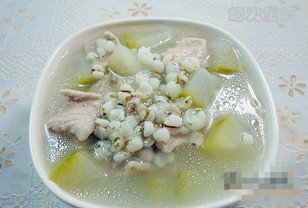 9个症状说明你“湿气”重，尤其第四个，再不注意你麻烦就大了