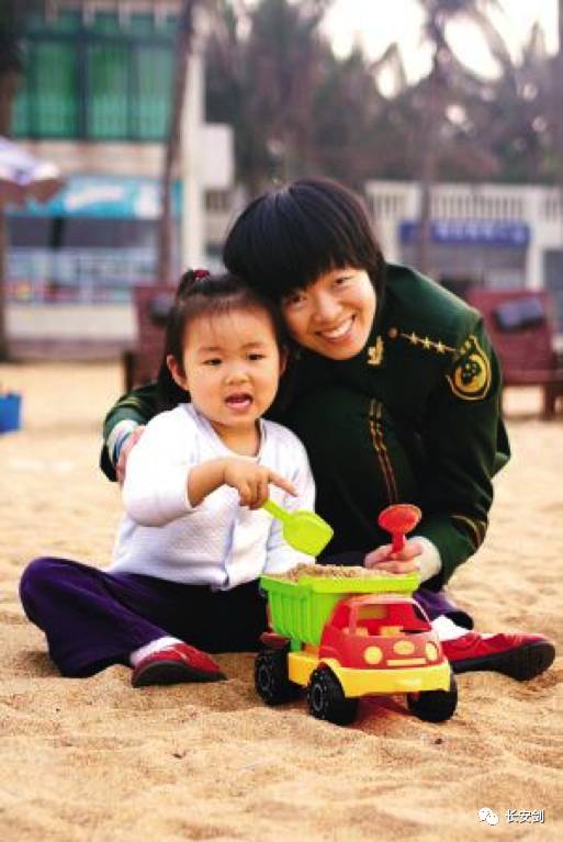 超强台风护士救孕妇,台风中的救援英雄们