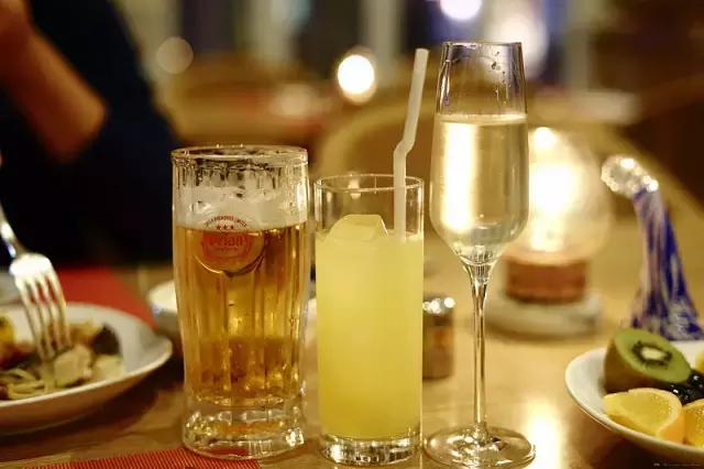 冲绳全日空万座海滨洲际酒店 (冲绳全日空洲际酒店)