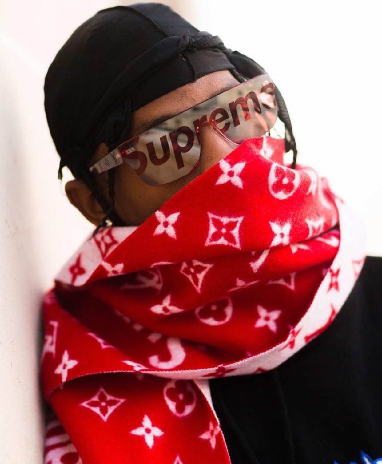 不是白浅夜华而是LVxSupreme