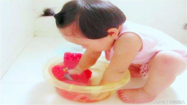 6个月孩子咳嗽起红疹高烧咋回事,宝宝咳嗽起疹子怎么回事