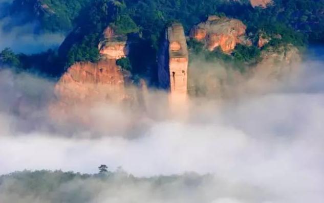 中国七大丹霞之一就在桂林八角寨,湘赣八角寨