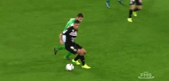 盘带美如画！说到一条龙进球，足坛有几人能比得上这鬼才？