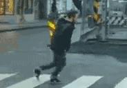 “杀人”狂风Doris席卷英国！结果又被腐国人民玩坏了……