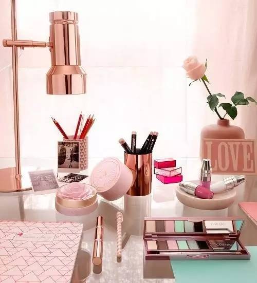 美女和野兽唇釉哪个好看,美女和野兽唇釉