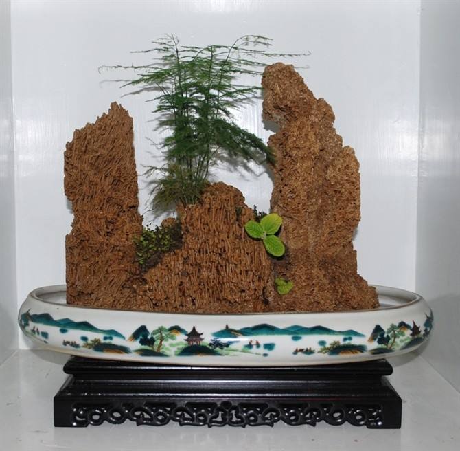 何年石上水，夜夜滴高层——再谈“上水石”