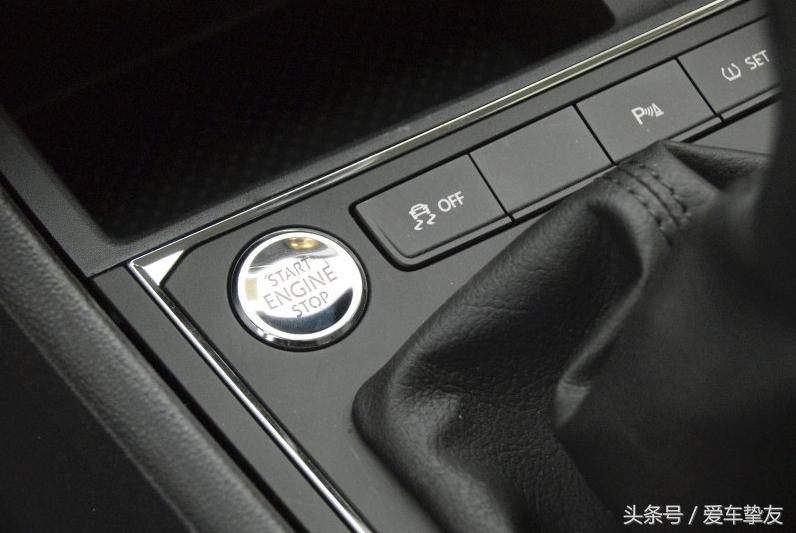 大众17款新朗逸跟15款朗逸新旧对比，自己的用车体验