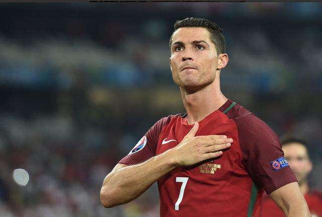 足球小将漫画日本对德国,足球小将漫画一共几部顺序