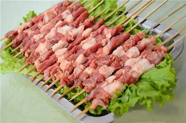 走基层贵在走心,走在乡村振兴的大路上