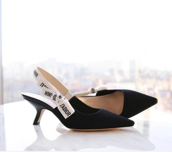 几种最漂亮的蝴蝶结,百搭最新款蝴蝶结