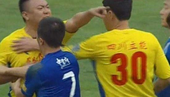 足坛史上10大恶人,中超十大恶人秦升