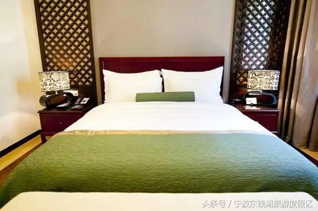 花讯播报泡汤赏花SPA住客房，只在南苑花博园！