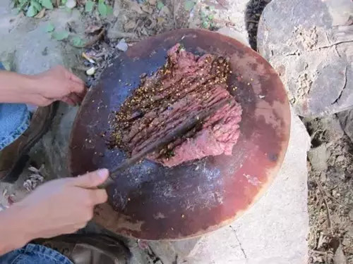 西双版纳旅游好吃的,西双版纳旅游好吃的水果