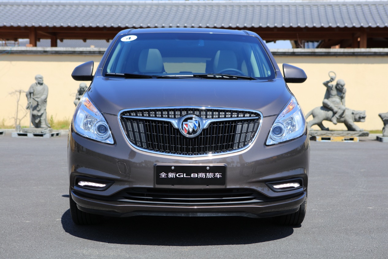 别克gl8商旅和es区别,别克gl8商旅尊贵型2.0t