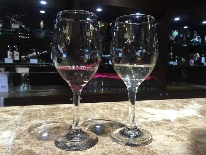 再遇青岛，距上次与你相见已过去了十年