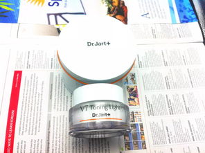 蒂佳婷素颜霜有几个版本,蒂佳婷v7和珂莱欧素颜霜测评