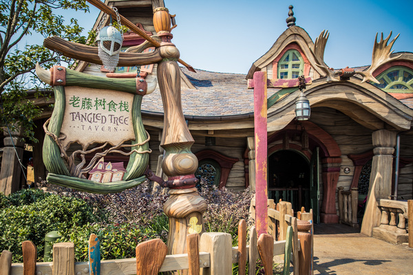 上海迪士尼乐园吃什么比较划算,上海迪士尼酒店住宿攻略