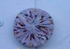 老干妈瓶子还可以这么用，好后悔扔了那么多····