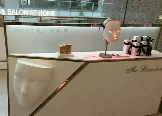 小姐妹们一起来，扒一扒冻龄美颜的黑科技！