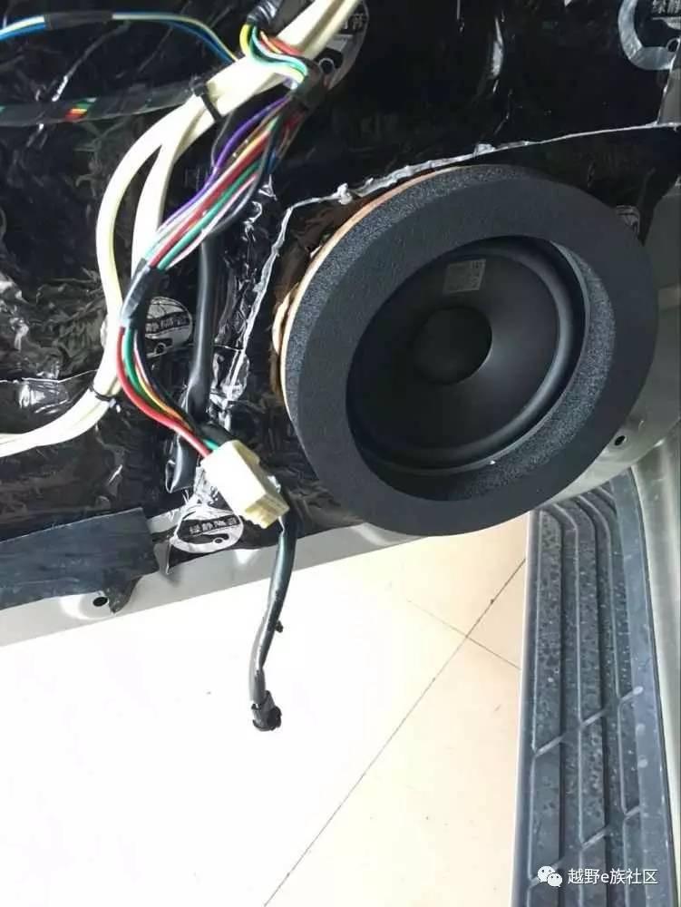 帕杰罗v93音响改装需要多少钱,帕杰罗v93音响改装案例