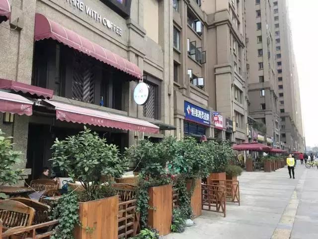 成都首份商业榜单出炉：看看你家商铺入围了红榜还是黑榜