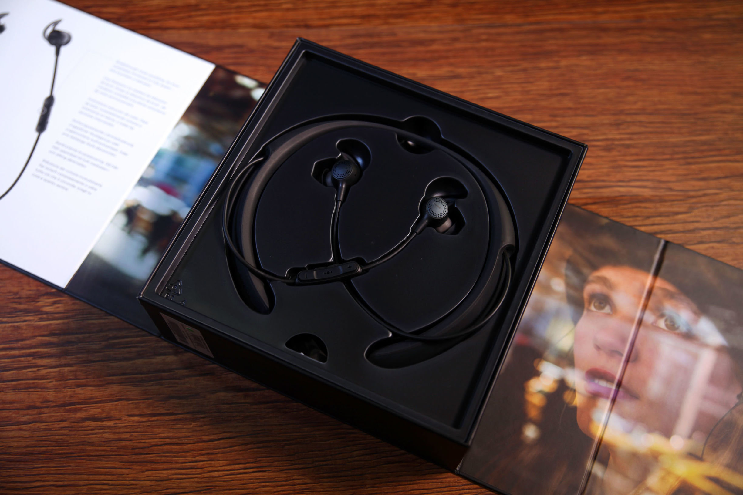 你跟自己的沉浸世界只差这一个耳机了