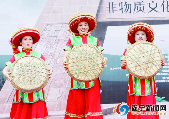 文广新旅局工作成效,文广局工作简报