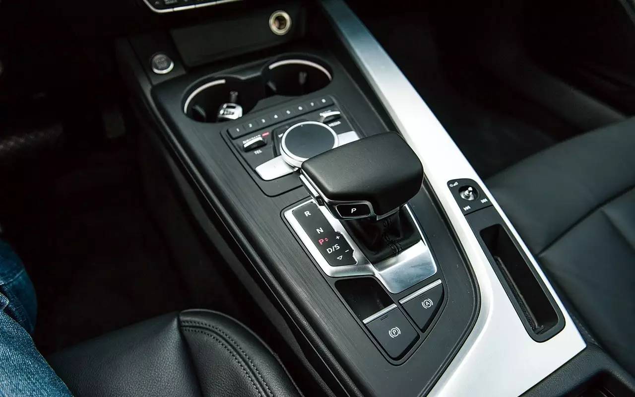 奥迪a4l四驱quattro试驾,2018款奥迪a4l试驾视频胖哥