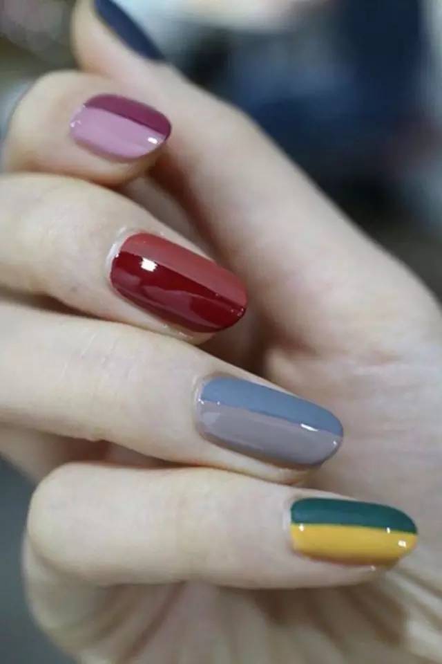 现在最流行美甲款式,2020美甲流行款式视频