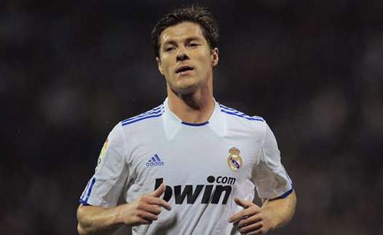 贵人鸟体育产业现状,贵人鸟从辉煌走向深渊的过程