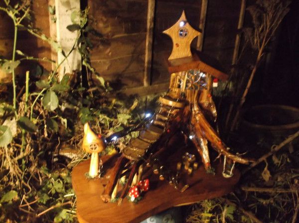 这个木艺玩家的爱好竟然是去公园捡垃圾！