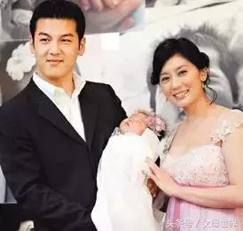 42岁贾静雯谈姐弟恋,贾静雯19岁替父还债嫁豪门