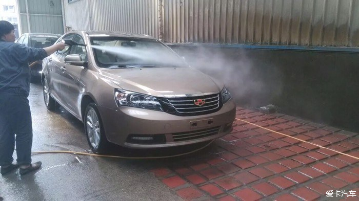 支持国产车作为人生信仰，3进3出吉利帝豪提车作业记！